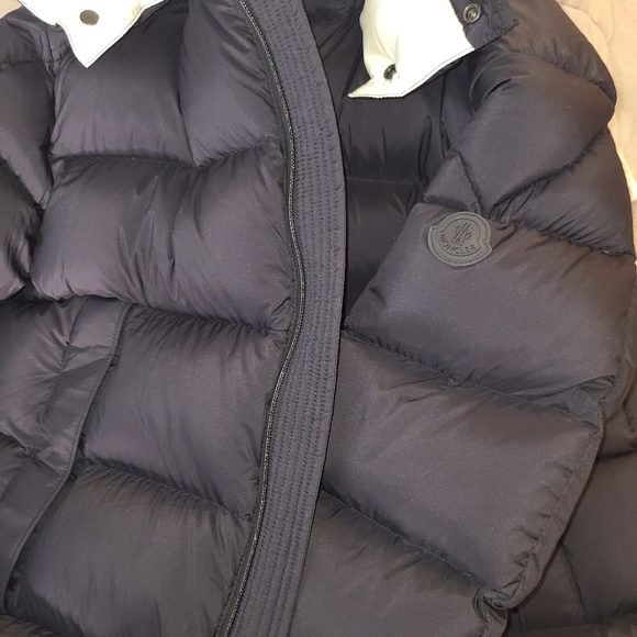 Moncler black down wilms jacket